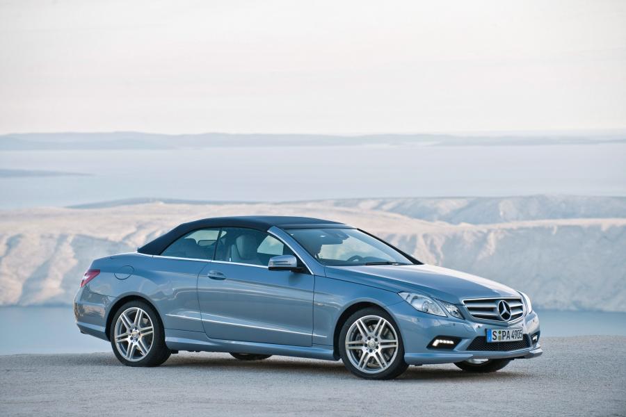  Mercedes-Benz E-Class Cabriolet 2010 года  (фото 38 из 143)